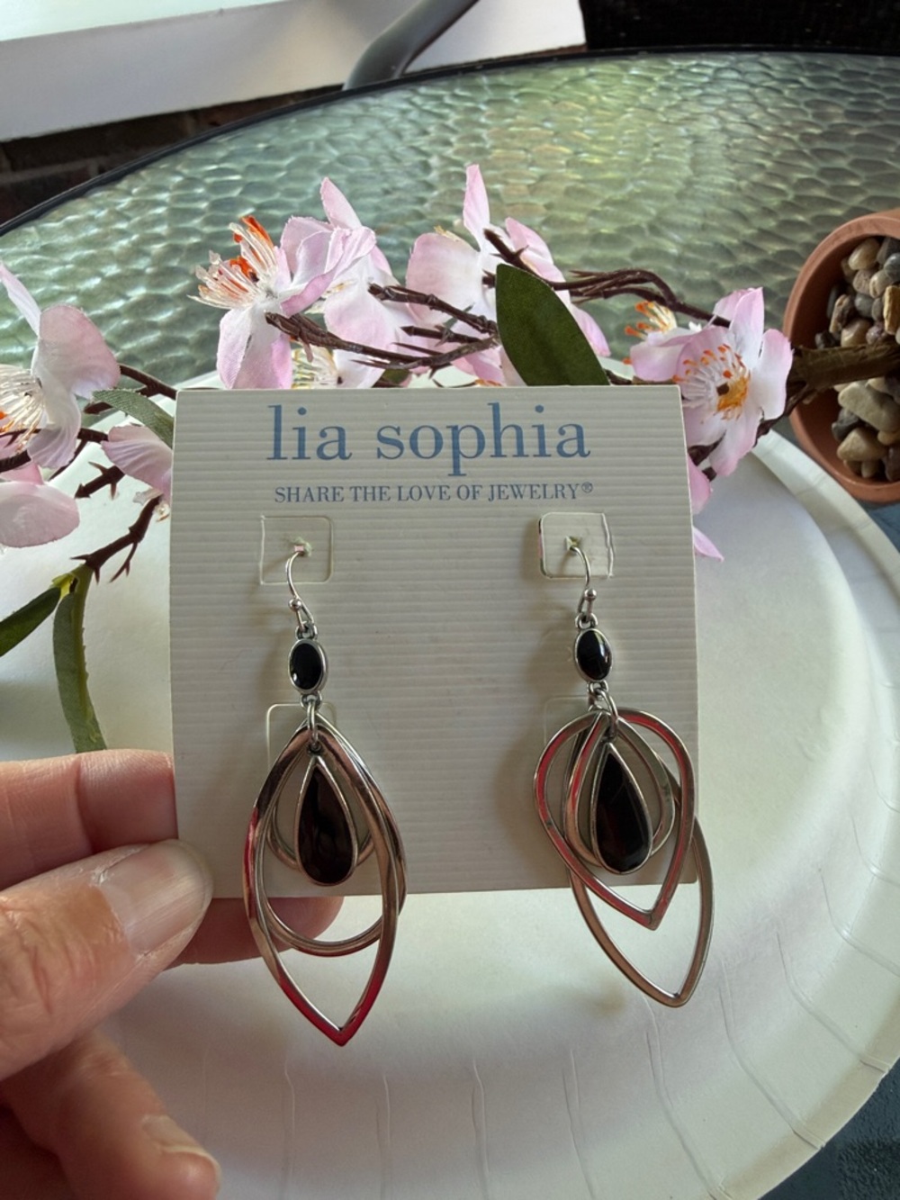 🐼 lia sophia Silver and Black Teardrop Layered Dangle Earrings